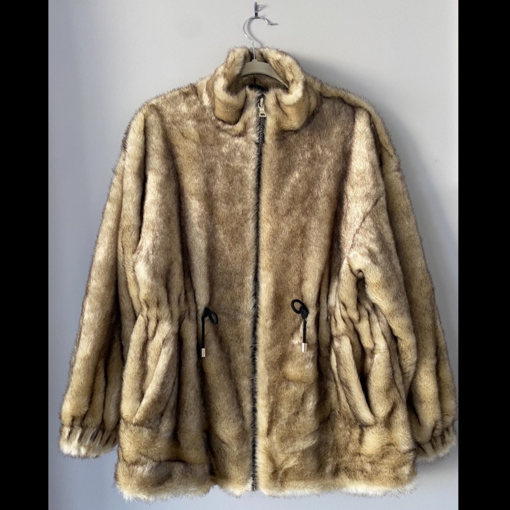 Zara Faux fur never been worn jacket/ coat